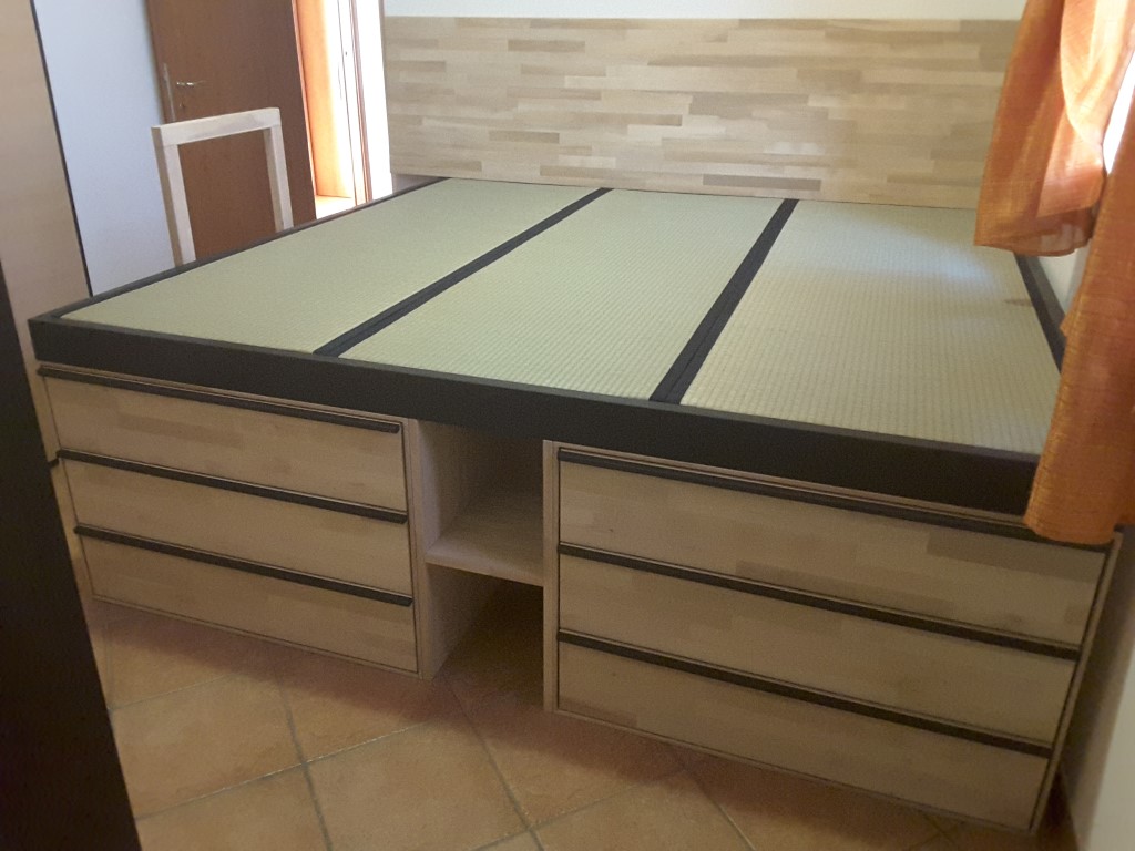 Letto con cassetti