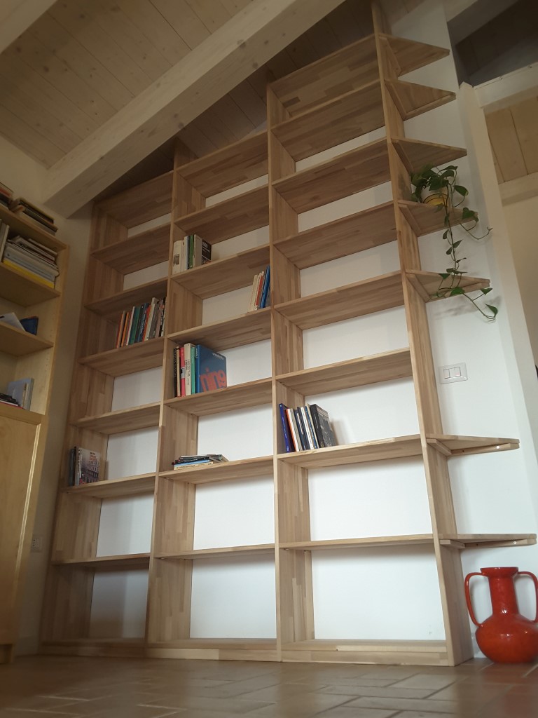 Libreria angolo