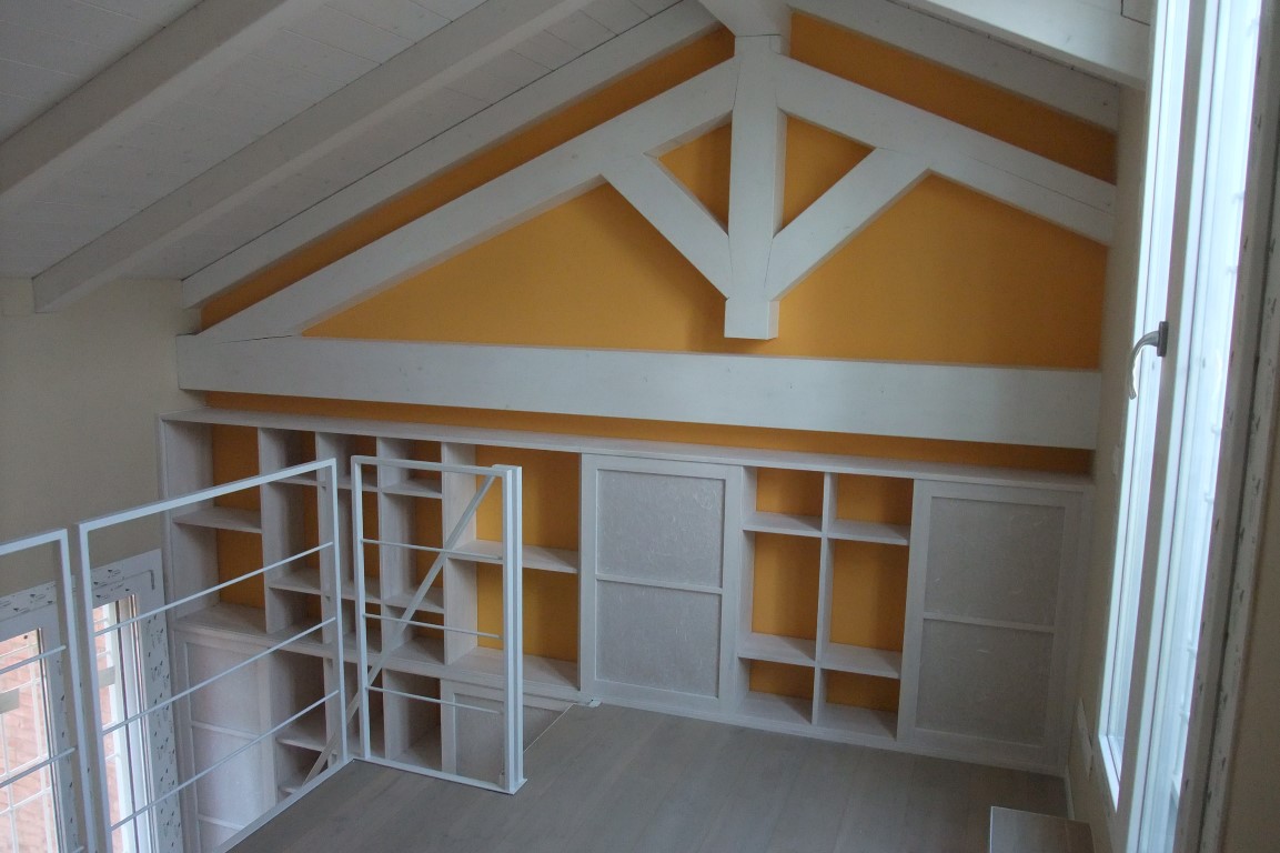 Libreria soppalco bianca