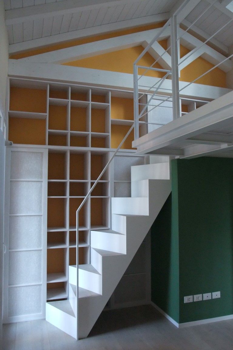 Libreria soppalco bianca